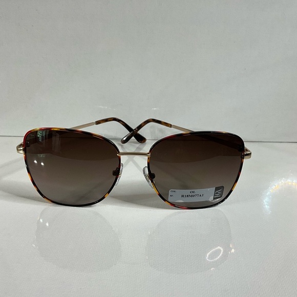 Elegant Tortoise Shell Sunglasses - Picture 1 of 5